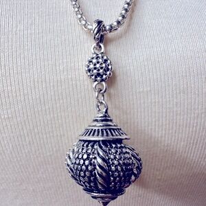 Intricate Floral Silver Pendant Necklace